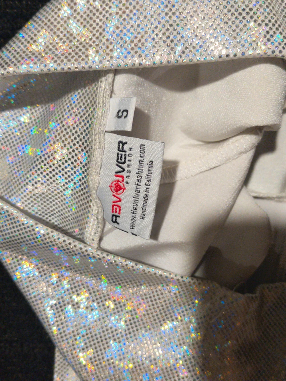 N/A shimmering silver
